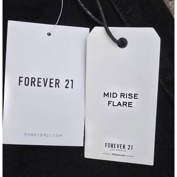 Forever 21 Premium Mid Rise Flare Leg Slim Fit Black Denim Jeans Womens Size S - Picture 4 of 9